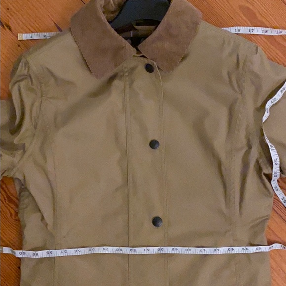 Women’s Barbour Jacket - Size 6 - beige color - Picture 7 of 8